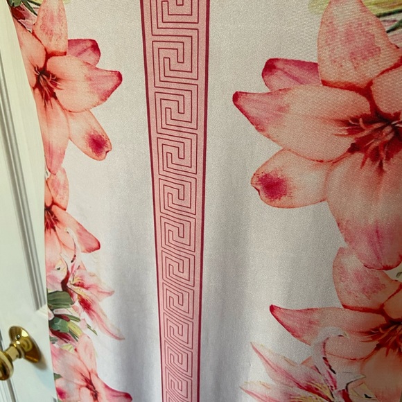 Floral pink and white dress - Picture 5 of 5